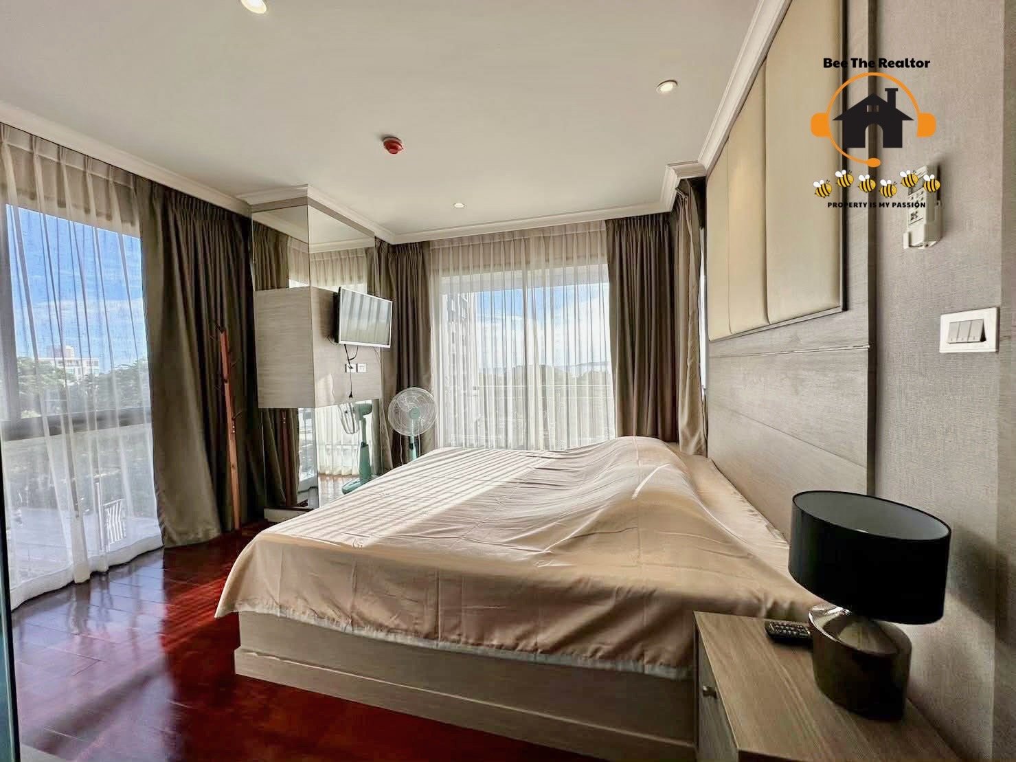 4DF26517FC9F508FA9420D1F41C876ED-(W)