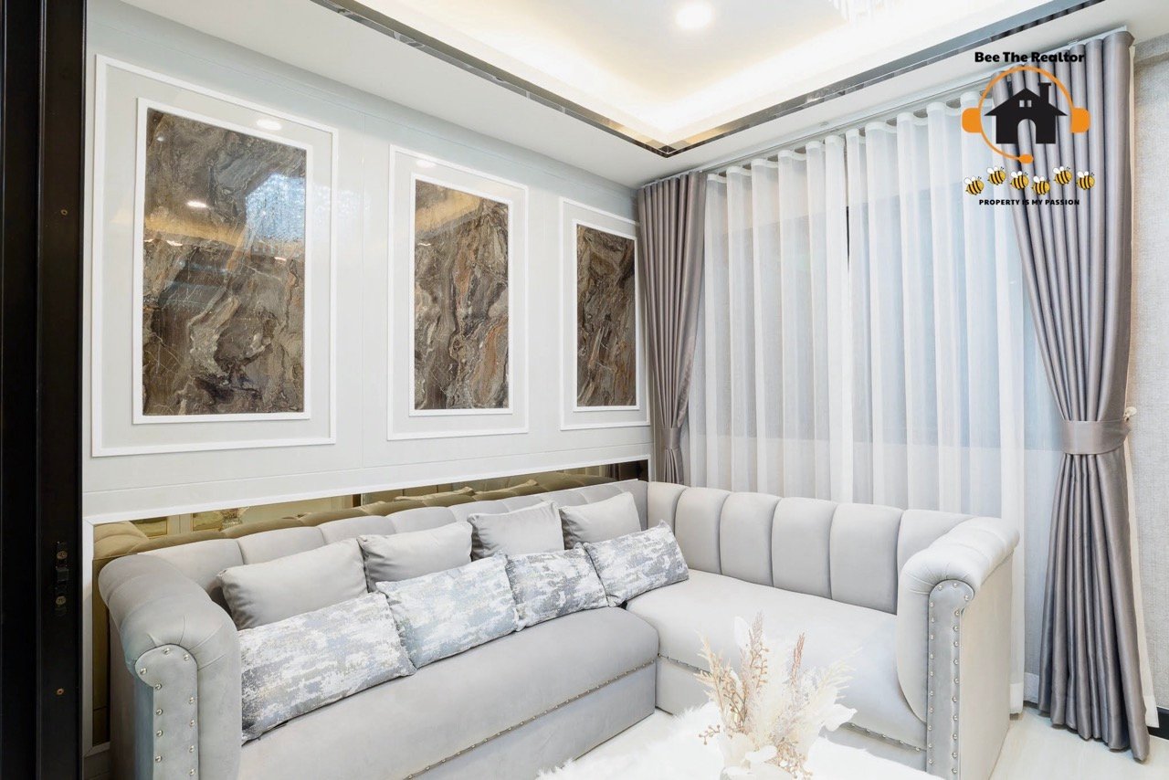 579290314_4186414661577340_7981717206999923396_N-(W) Large