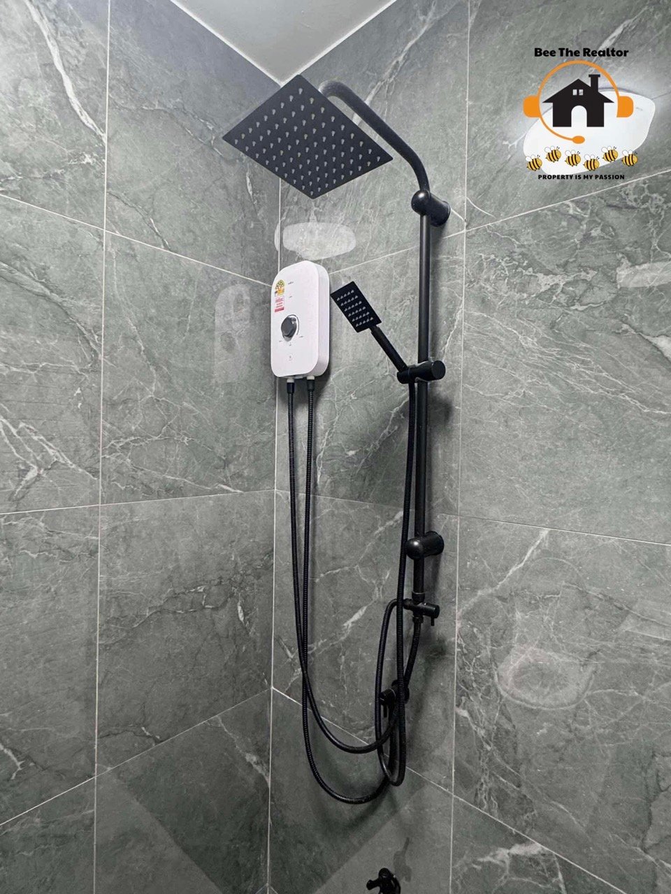 5A93D716D5AB1A08780B023601CA2A1F-(W) Large