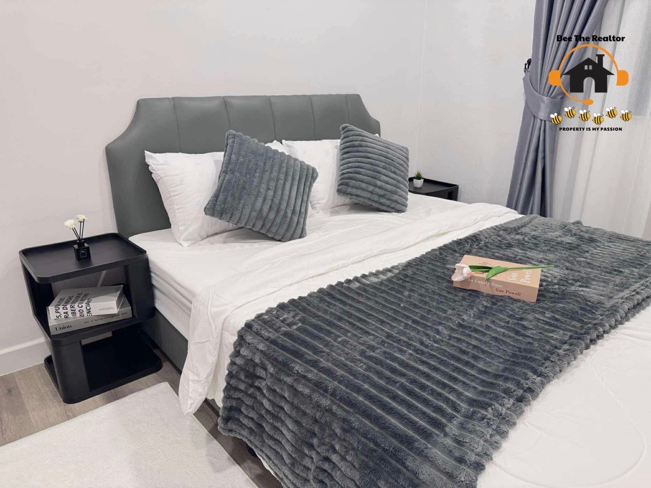 A7157B37C0BDA00140425DE8A74DAE8C-(W) Large